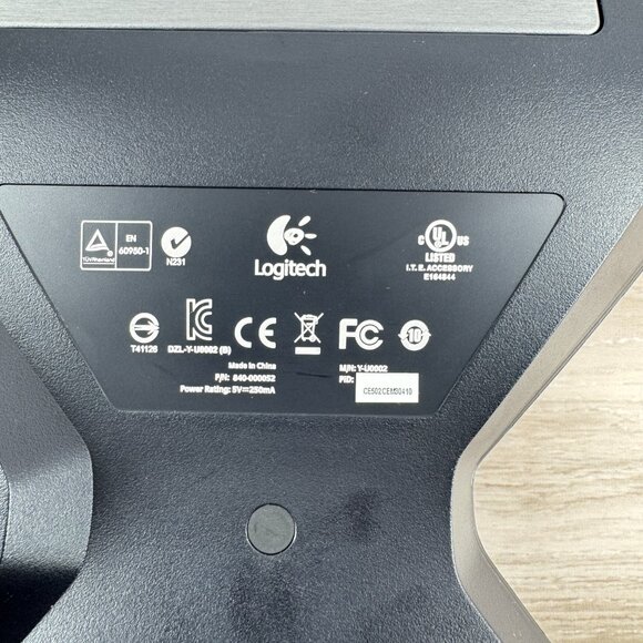 Logitech G13 Advanced Gameboard USB Wired Programmable LCD Keypad Y-U0002 - Picture 4 of 7